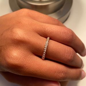 ROSE GOLD ring with diamonds